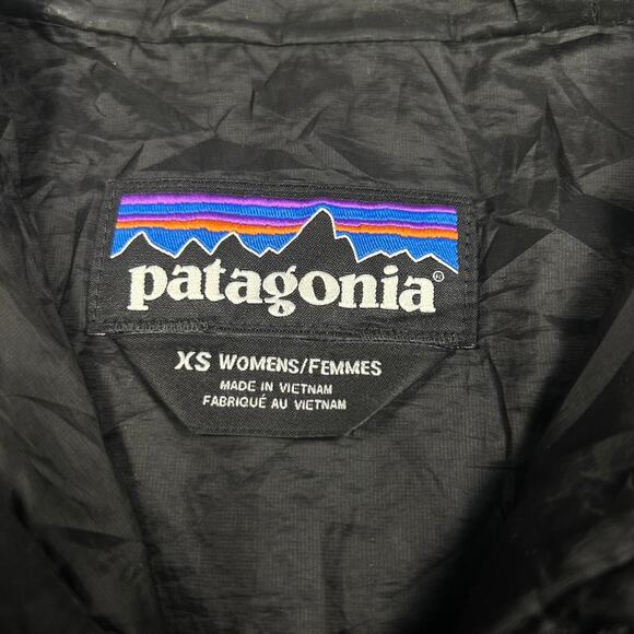 Patagonia Black Lightweight Puffer Jacket - Picture 4 of 6